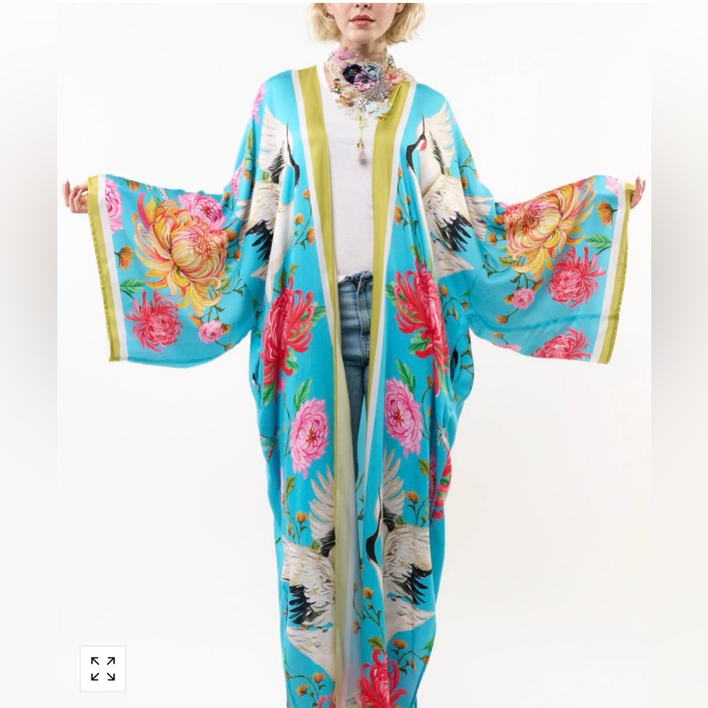 THE LEGEND OF THE CRANE MAXI KIMONO